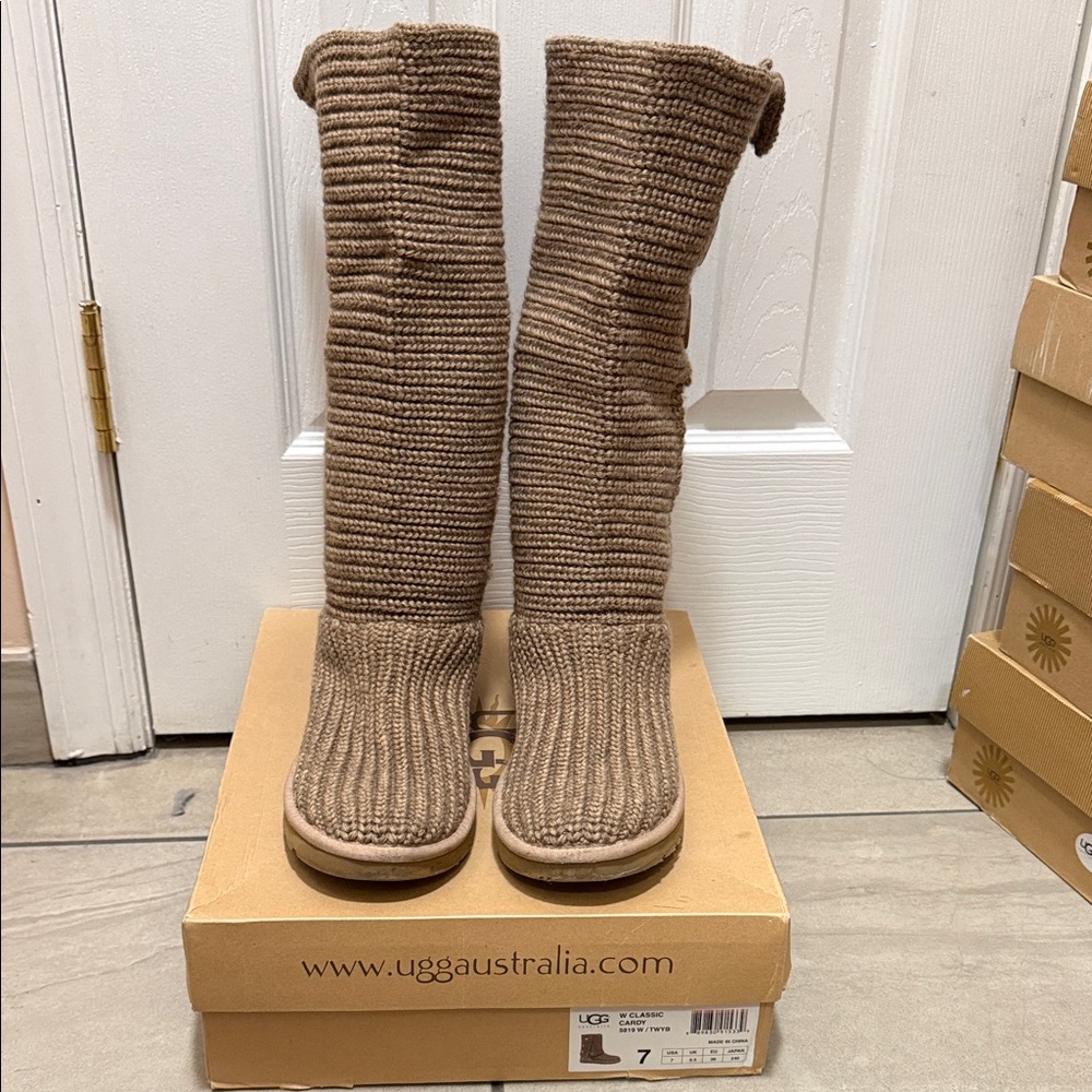 UGG W Classic Cardy  Boots
